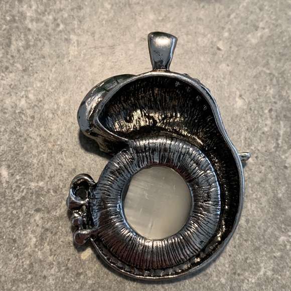 Crystal elephant pendant - Picture 3 of 4